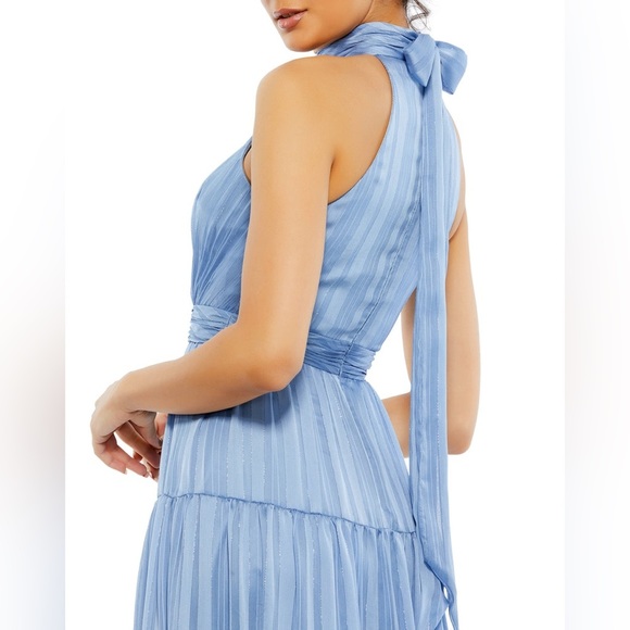 MAC DUGGAL tie neck halter tiered gown maxi dress light blue metallic formal 4 - Picture 3 of 14